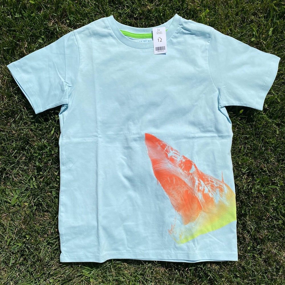 Shark Tee, NWT